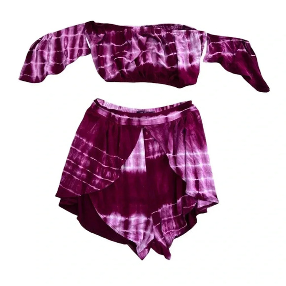 Tiger Mist Tie-Dye boho Off the should crop top and short set. Size small/medium - Picture 1 of 14